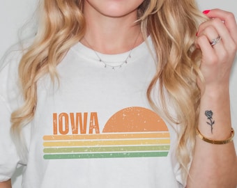 Vintage Iowa 70s 80s Sunrise T-Shirt - Ia Distressed Tee Vintage Iowa 70s 80s Sunrise T-Shirt - Ia Distressed Tee