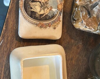 Caja de baratijas antigua de porcelana estilo victoriano