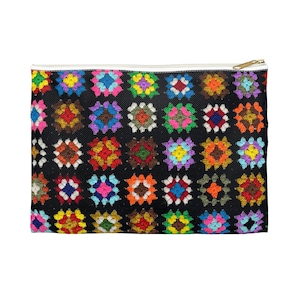 Granny Square Zippered Pouch