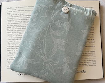 Gepolsterter Buchschutz; Buchschutz; Buchcover; buchstäbliches Geschenk; handgefertigte Buchaccessoires