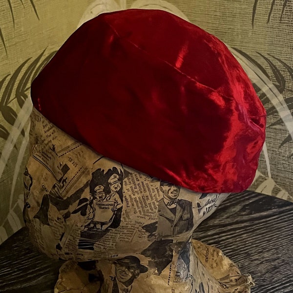 60s Vintage Hat ~ Joseph Magnin Suzy Red Velvet Pill Box Beret Hat ~ Size Small Adult