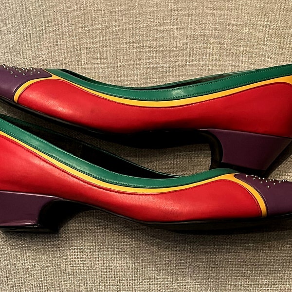 80s Vintage Color Block Shoes ~ Size 9 Pumps ~ Leather Low-Heeled Pumps Purple green Yellow Red