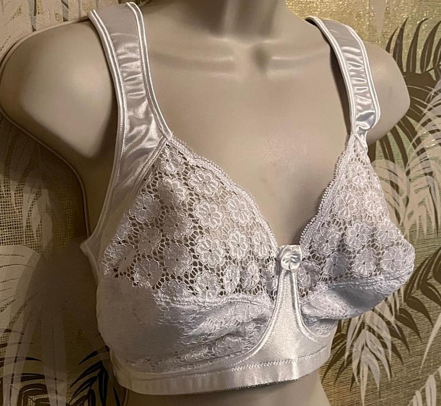 Lounge Bra , Sleep Bra GREAT For the House , La Leche League Cross Over  Soft Cup or Nursing Bra Style 4150 Cotton Pink, Blue Sizes