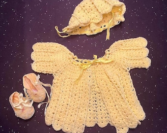 Yellow Vintage 60s Handknit Baby Sweater, Bonnet and Booties Set / 0-3 months ~ Newborn baby gift