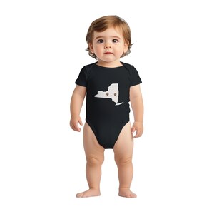 Cache-couche pour bébé smiley carte de l'état de New York | Body classique à manches courtes | Joli cadeau de vêtement pour bébé pour les nouveaux parents