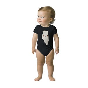 Carte de l'état de l'Illinois - grenouillère smiley pour bébé | Vêtements de bébé mignons pour les amateurs de l'Illinois | Cadeau pour les nouveau-nés et les baby showers