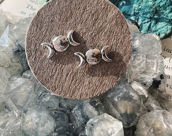 Crescent Moon Stud Earrings. Hypoallergenic Minimalist Dainty Gifts for Girls, Birthday, Gift for mom, Small Tiny Studs Silver Earrings