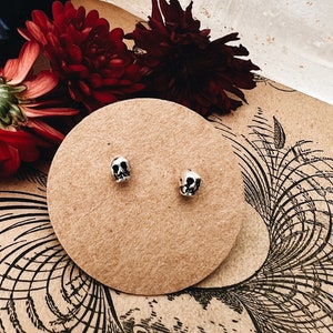 Miniature Skull Stud Earrings in Sterling Silver Spooky Halloween Stud Earrings, Gothic Earrings, Minimalist, Small Skull Earrings Studs