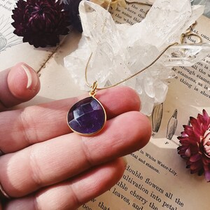 Amethyst Necklace - Healing Crystals, Birthstone Jewelry, Crystal Jewelry, Statement Necklace, Protection Necklace, Gold Amethyst Necklace
