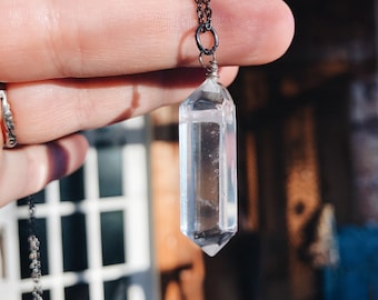 Raw Clear Quartz Crystal Point Pendant Necklace - Mediation Necklace - Minimalist Necklace - Energy Clearing - Raw Stone Necklace