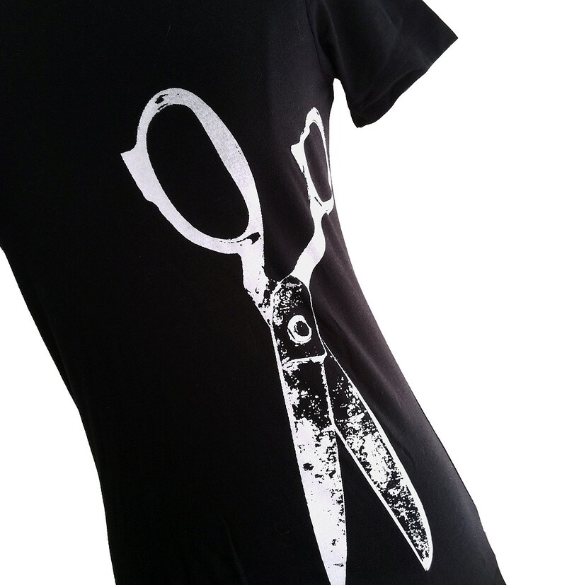 Scissors TShirt Crafty Vintage Scissor ladies black T Etsy