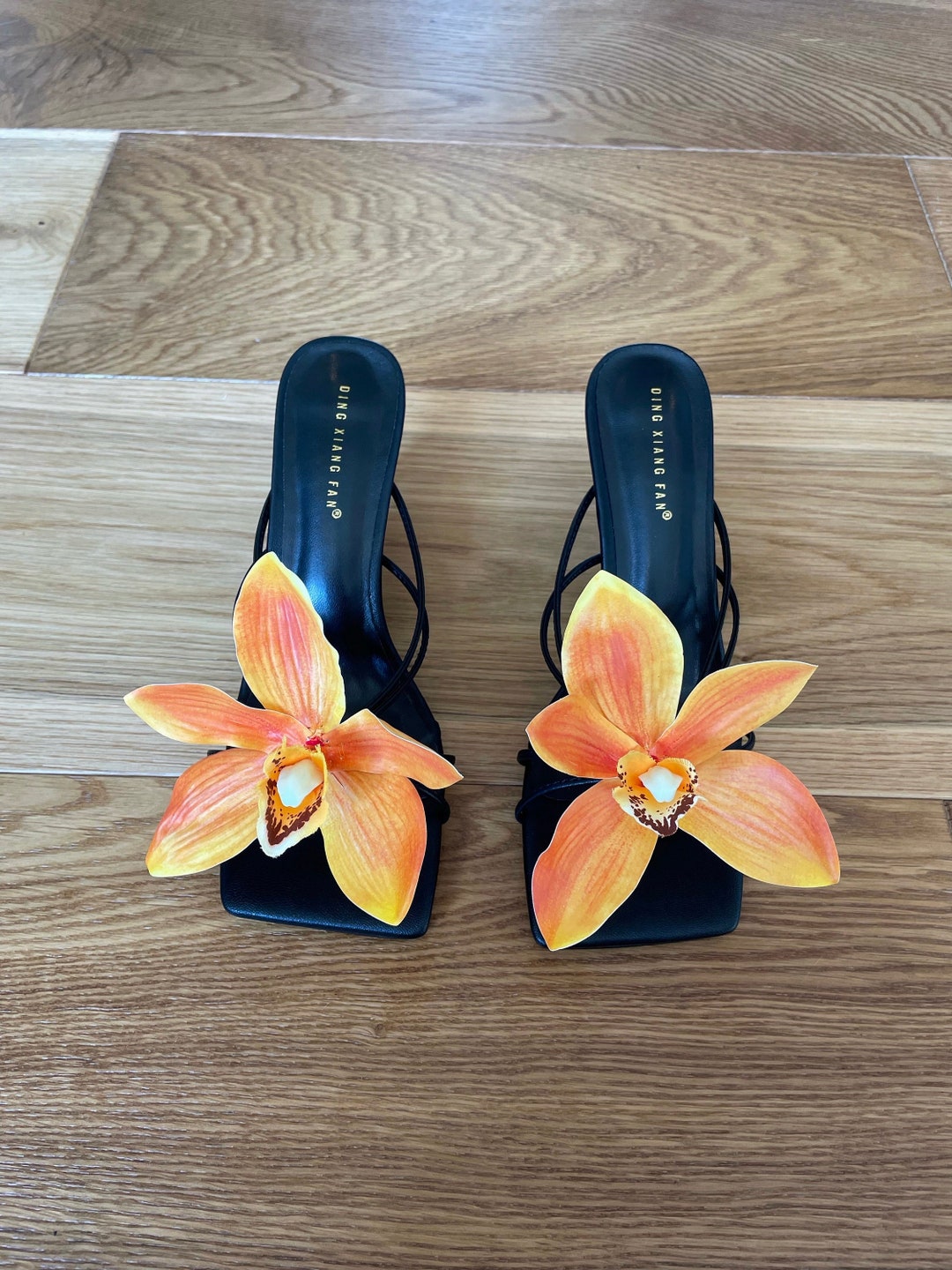 【関税込み】Flower Sandals - Carel - Leather - Orange CAREL PARIS Flower Sandals in Orange | Lyst