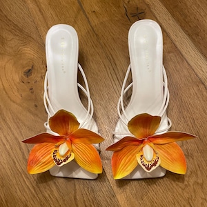 Orange handgemachte Orchidee Blume Heels Sandalen