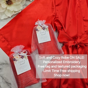 Personalized Satin Bridesmaid Robe: Embroidered Wedding Party Robe