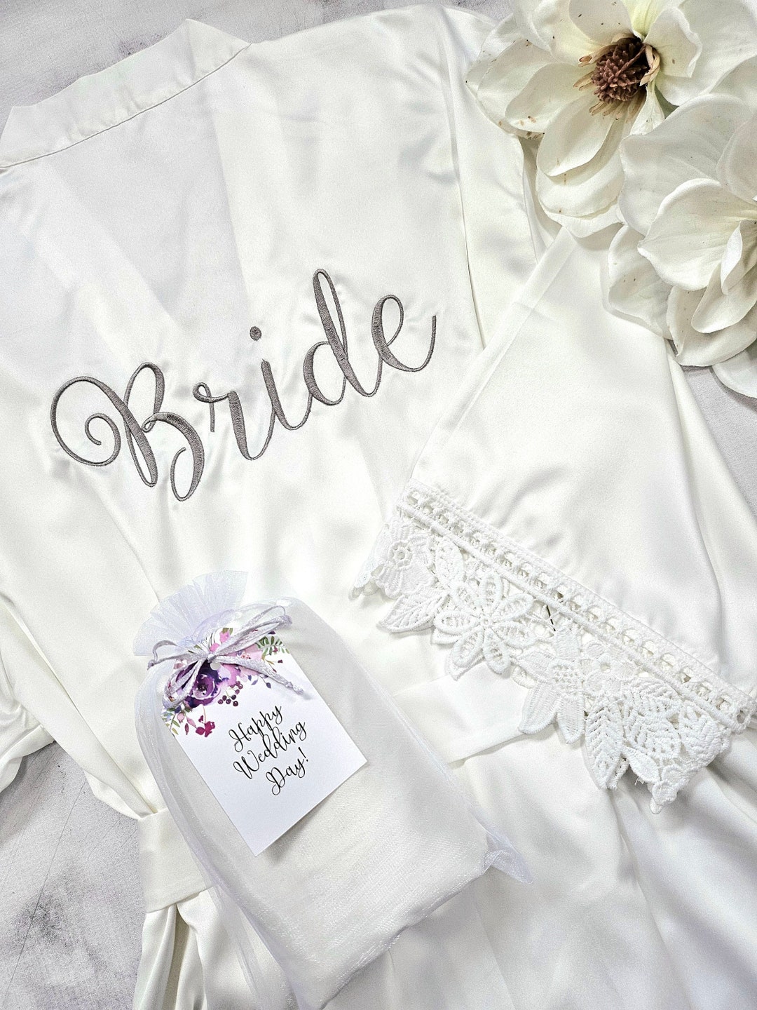 Personalized Satin Bridal Robe With Lace: Wedding Party Gift - Etsy
