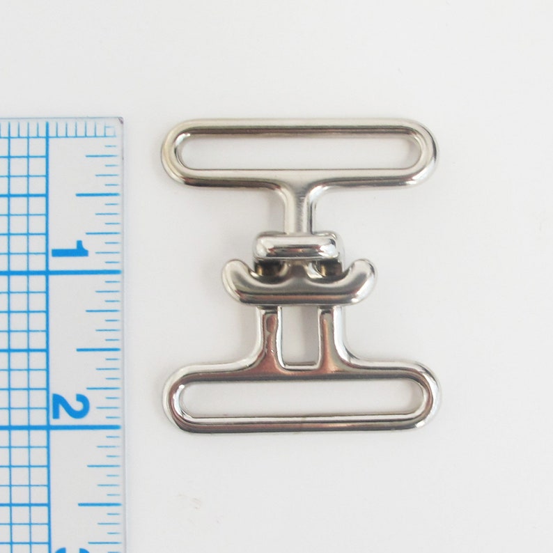 Cinch Buckle 1.5 Inch: Twist lock closure hardware for bags or belts. image 7