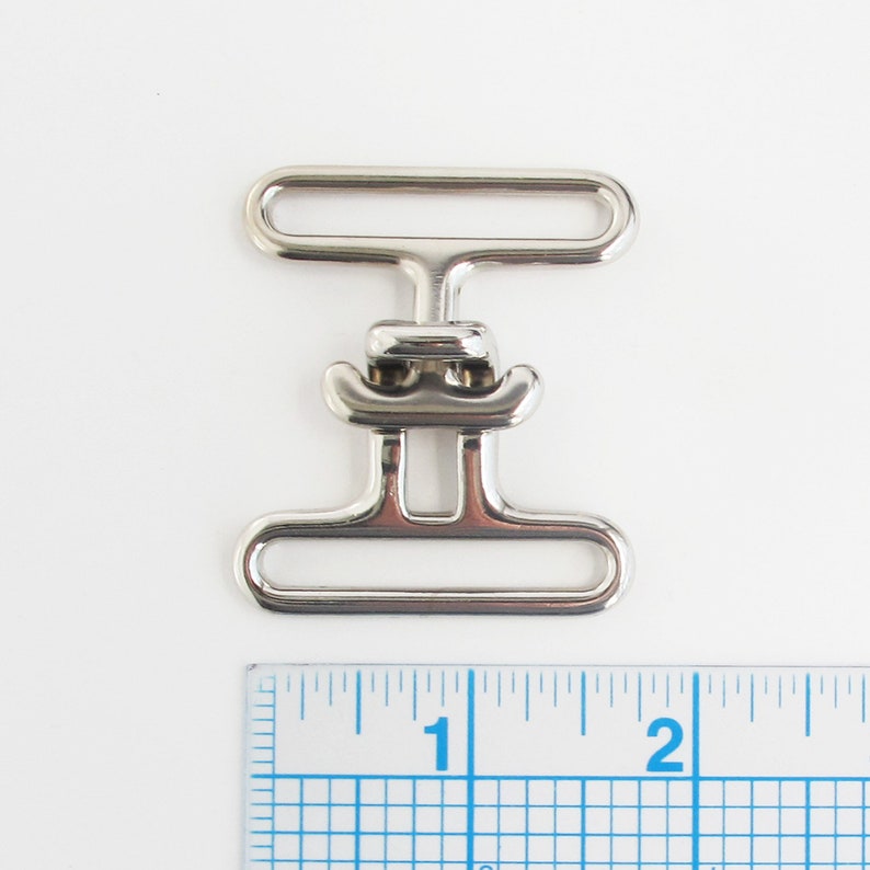 Cinch Buckle 1.5 Inch: Twist lock closure hardware for bags or belts. image 6