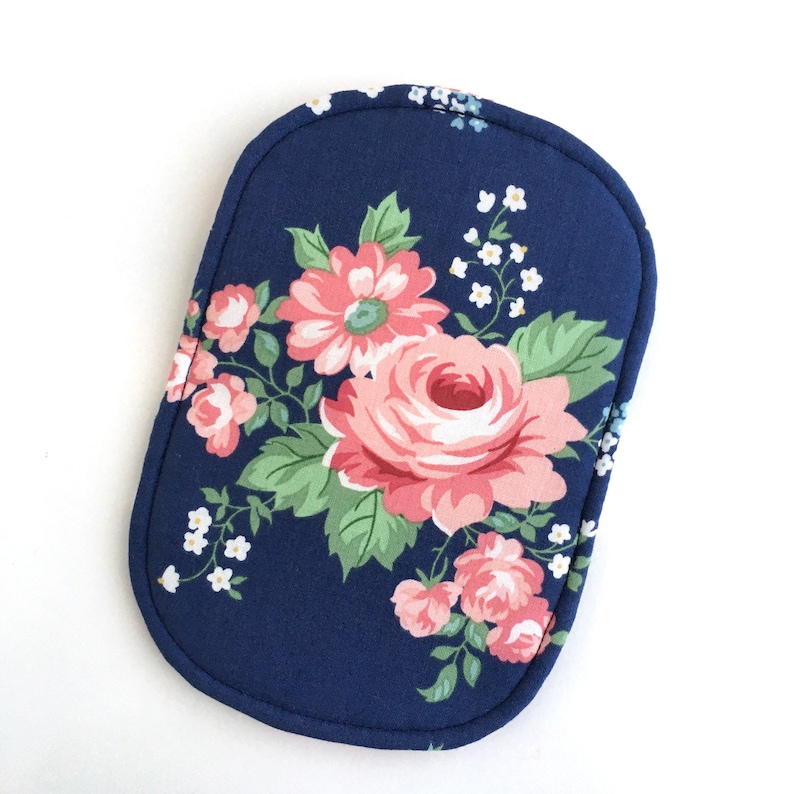 Just a Pinch Potholder PDF Sewing Pattern Digital Delivery: Quick and easy beginner sewing project tutorial to make kitchen potholders. image 8