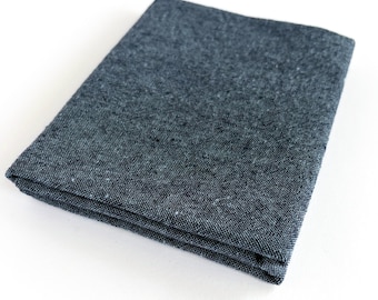 Essex Yarn Dyed in Nautical: FAT QUARTER of blue cotton linen blend fabric.