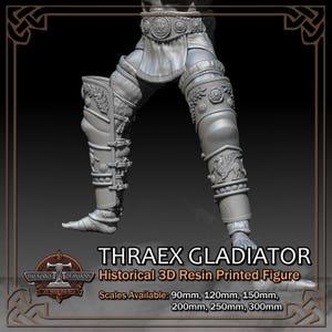 K&ouml;nnte beinhalten: Eine detaillierte 3D-Harzfigur eines Thraex-Gladiators. Die Figur zeigt eine aufwendige R&uuml;stung mit dekorativen Elementen und ist in verschiedenen Ma&szlig;st&auml;ben erh&auml;ltlich: 90mm, 120mm, 150mm, 200mm, 250mm und 300mm (9cm, 12cm, 15cm, 20cm, 25cm und 30cm).