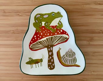 Gardenland Trinket Tray / Ring Dish Stoneware by Danica Studio