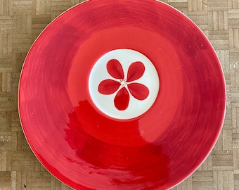 Single Plate with Flower Trinket Dish Vintage Style Hues N Brews HuesNBrews Thailand large saucer