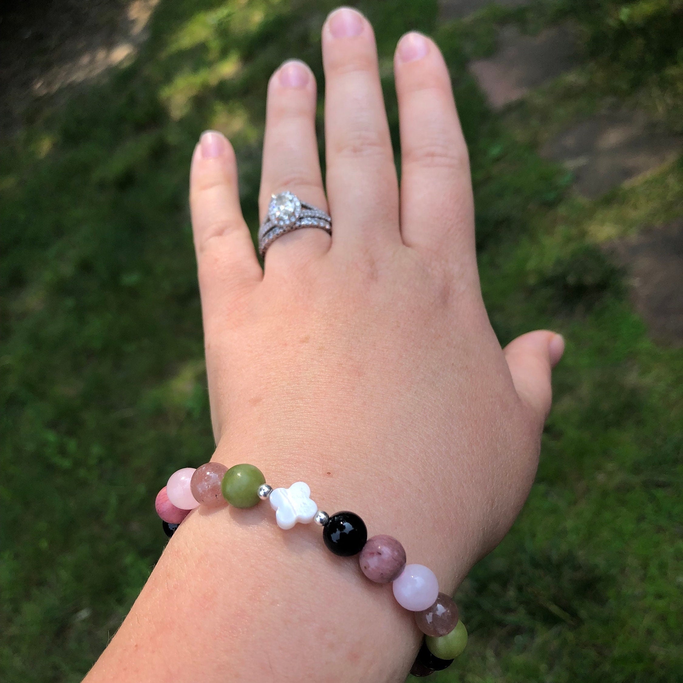 Pearl Four Leaf Clover Gemstone Bracelet: Pearl, Lucky Jade, Strawberry ...