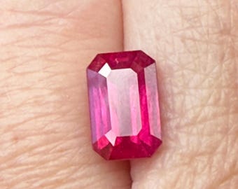 2.3 ct Burmese Natural Ruby