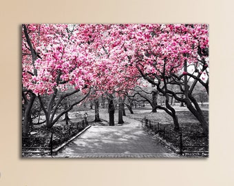 Lienzo de pintura de paisaje japonés, arte de pared horizontal de sakura, flor de cerezo rosa sobre blanco y negro, decoración de pared de sakura, arte de pared en lienzo,