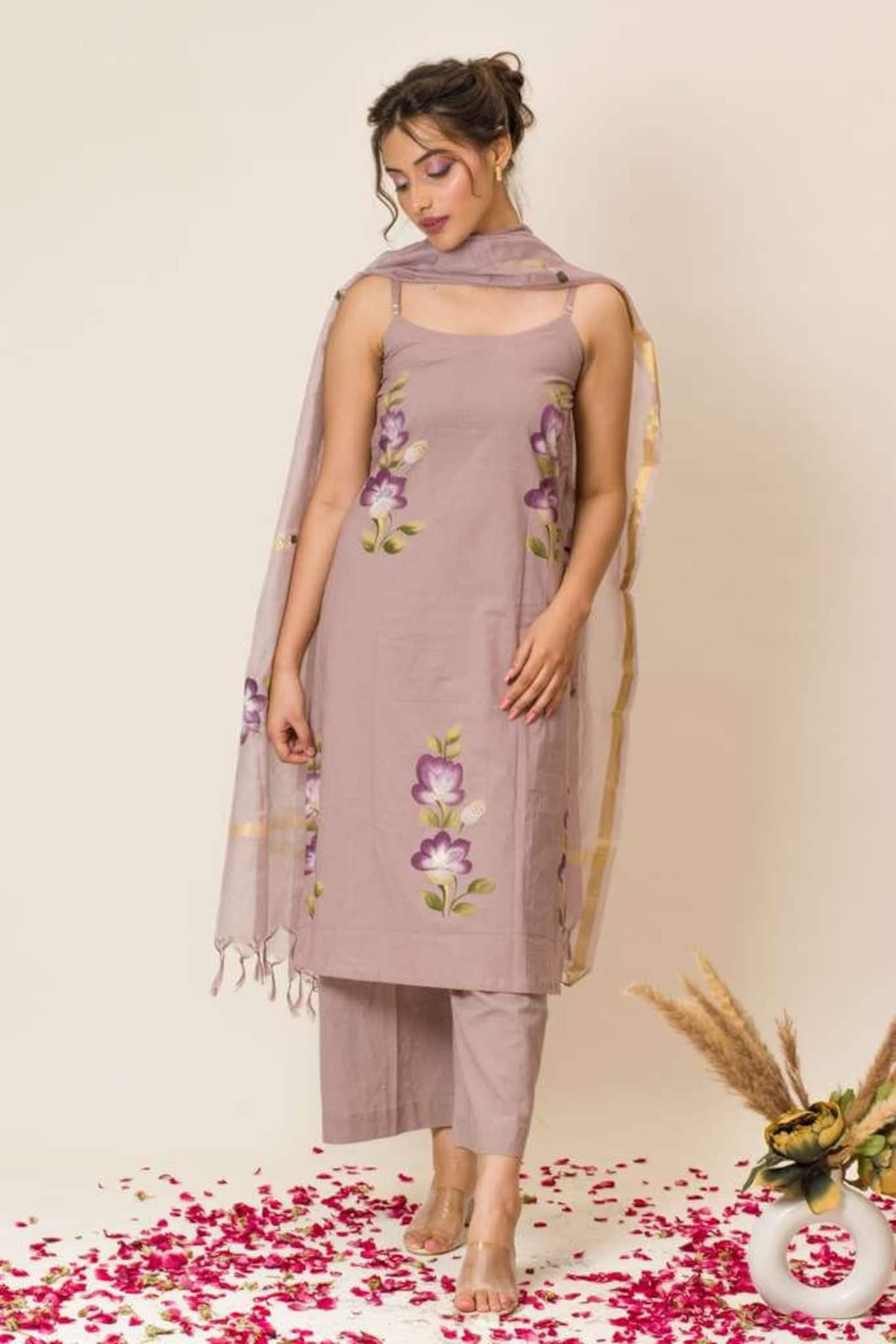 Elegant 3-Piece Fancy Kurti Set with Flared Plazzo & Embroidered Dupatta