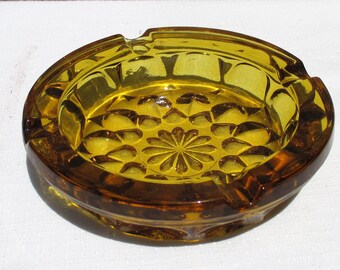 Vintage Mid Century Modern Amber Heavy Cut Glass Star Floral Pattern Big Cigar Ashtray Dish Bowl
