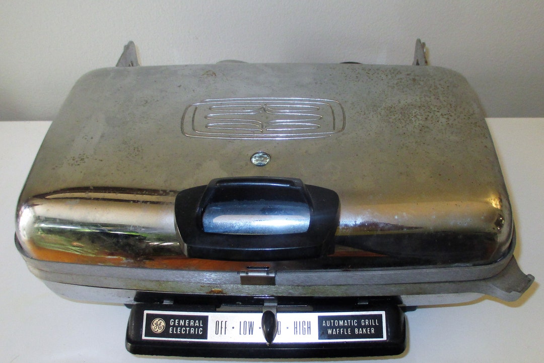 vintage general electric automatic grill waffle baker