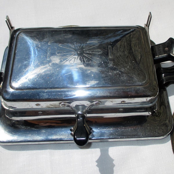 Vintage Chrome Art Deco Electric Waffle Maker Iron Griddle