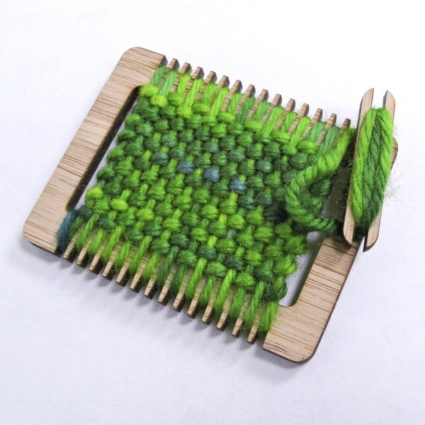 Miniature Loom Ornament, Holiday Decor, Green Handdyed Wool, Laser Cut Bamboo