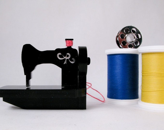 Tiny Sewing Machine Ornament, Mini Black Vintage Sewing Machine Etsy