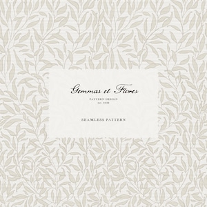 Puede incluir: Un diseño de patrón sin costuras con un motivo botánico repetido de hojas estilizadas en tonos beige y gris sobre un fondo blanco texturizado. El diseño incluye el texto "Gemmas et Flores" y "Seamless Pattern".