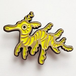 Collar Pin — Leafy Sea Dragon Pin — Summer Gift — Summer Jewelry — enamel pin badge accessories — Weedy seadragon — leafy seadragon pin