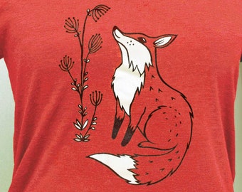 Tshirt women graphic tees — RED FOX T SHIRT for women — Cottagecore tee for women — Cute Fox Shirt — Forest Nature Tshirt — cool women gifts