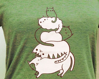 Kawaii CAT SHIRT -- Cat T-shirt -- Cat Womens TShirt -- Gift for Cat Lover -- cat shirts for women