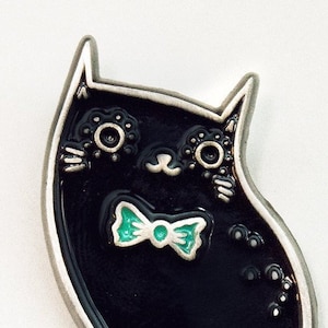 Black Cat Enamel Pin — Cutesy Things, Creepy Cute Core, Pastel Weirdcore — Cute Goth Character — Black cat gifts — Halloween Cat Enamel Pin