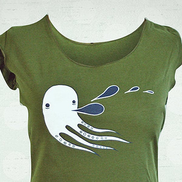 fitted scoop neck tee