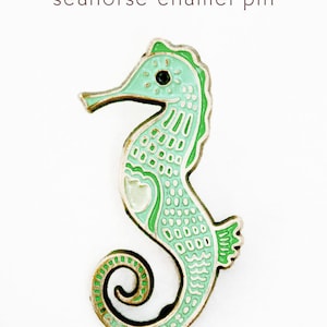 Seahorse ENAMEL PIN – Cloisonne Brooch – Seahorse Jewelry – Mermaid Gifts for Women – Brooch pins for women – Seahorse Gift Seahorse Pin.