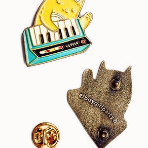 Synthesizer cat LAPEL PIN, enamel pin, mens lapel pins pop culture, synth pin, keyboard pin, soft enamel pin piano pin cat image 2