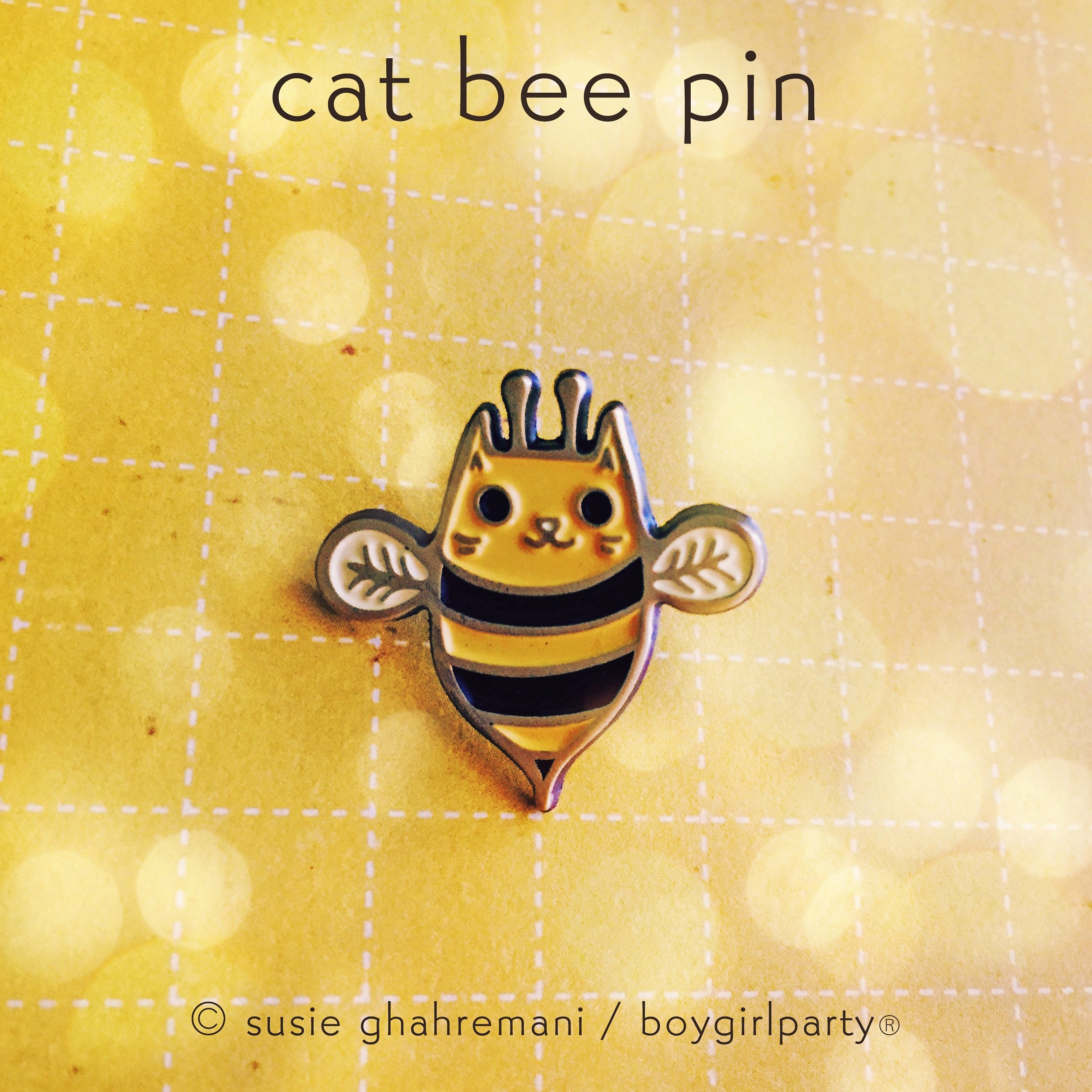 Xiomara Bee Kind Cute Honey Bee Enamel Pin Badge Be Kind Insect Pin Save The Bees Brooch Pins Animal Jewelry