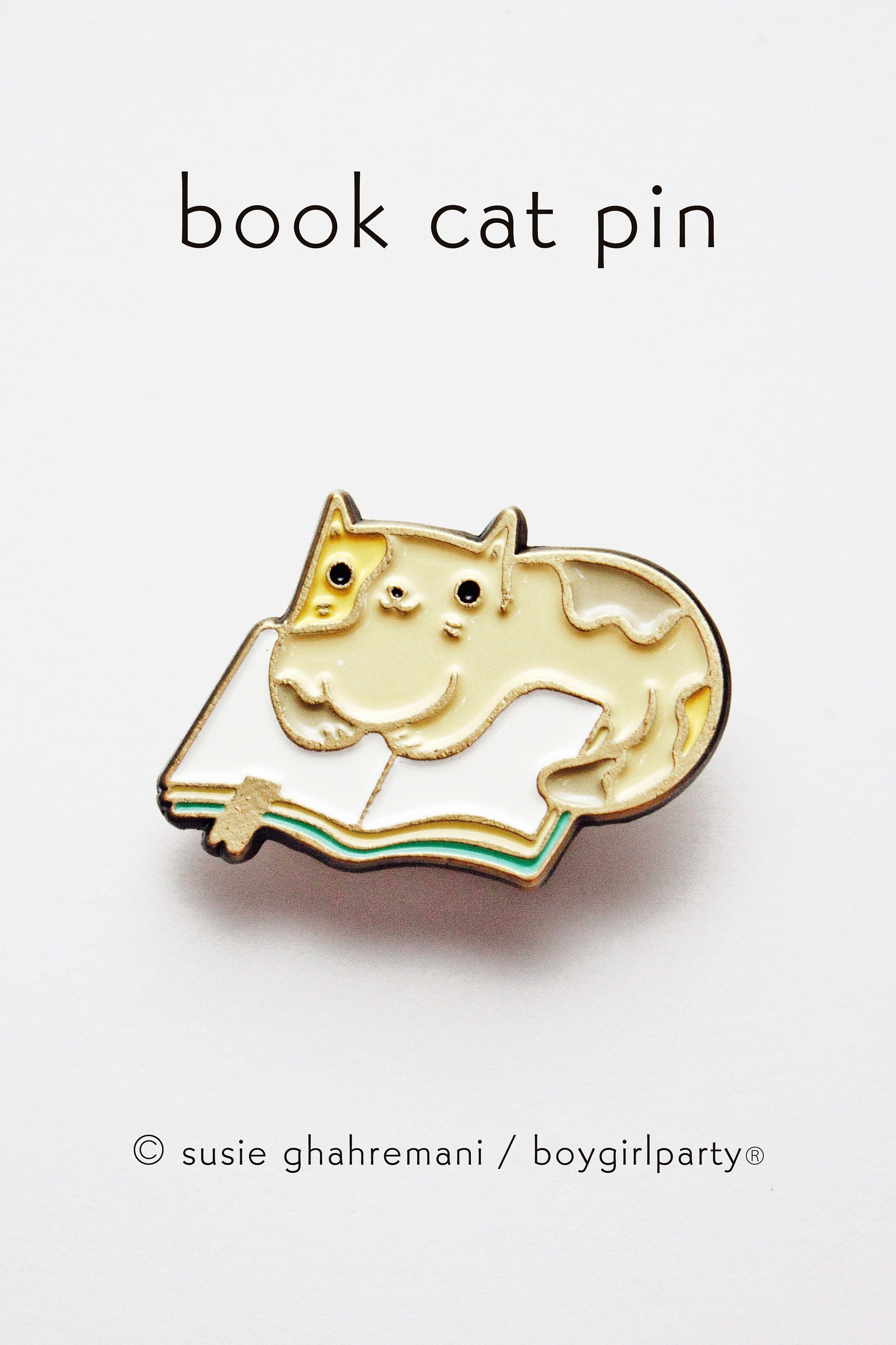 20 Pcs Books Pin Book Lovers Christmas Gifts Cats Hug Cartoon Book Cute  Brooch Pins Kawaii Pins Decorative Lapel Pins Aesthetic Pins for Women