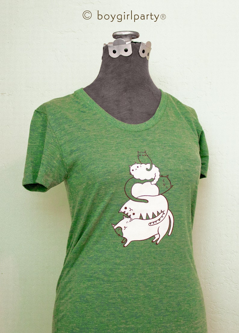 Kawaii CAT SHIRT -- Katzen-T-shirt -- Katzen-Damen-T-Shirt - Geschenk für Katzenliebhaber - Katzen-Shirts für Frauen Bild 2