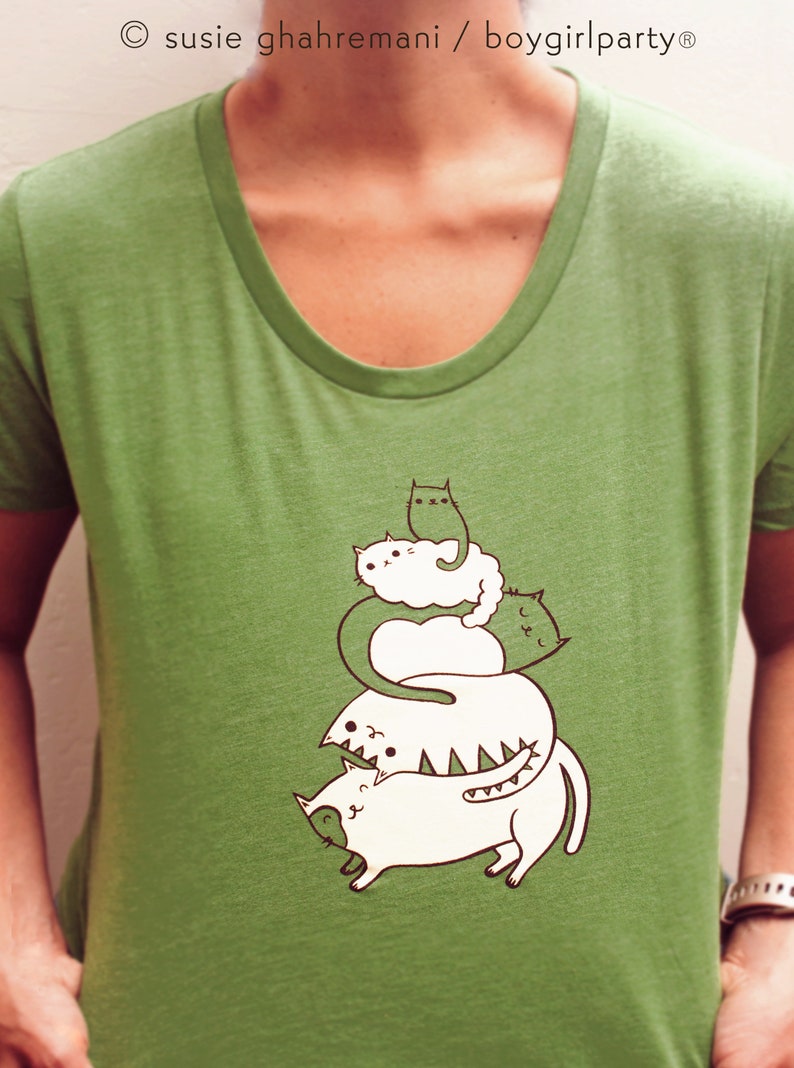 Kawaii CAT SHIRT -- Katzen-T-shirt -- Katzen-Damen-T-Shirt - Geschenk für Katzenliebhaber - Katzen-Shirts für Frauen Bild 4