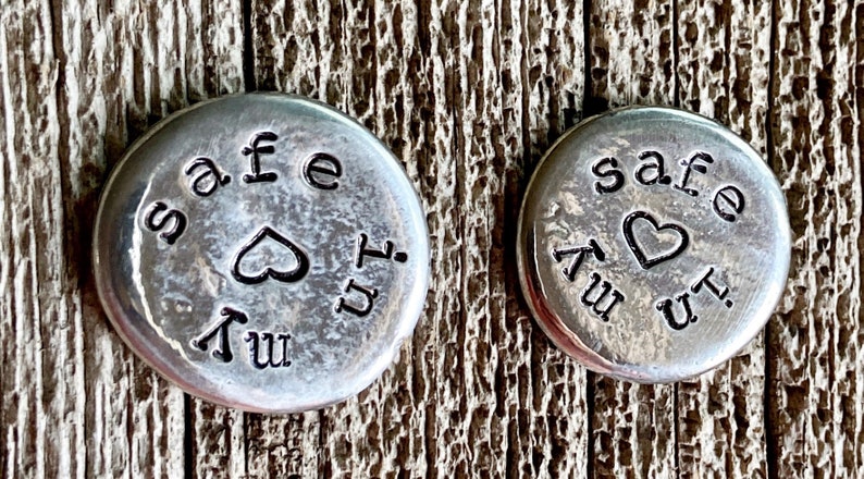 Pocket Hug Token Tinnen gepersonaliseerde munt / I Love You Reminder Stone, Love Charm, Miss /Thinking/Thank You Gift Idea, Angel Medallion afbeelding 7