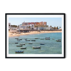 Fotografía de Playa en Cádiz, Costa Mediterránea con Barcas, Arte de Pared Descarga digital imprimible, Fotografía de Cádiz