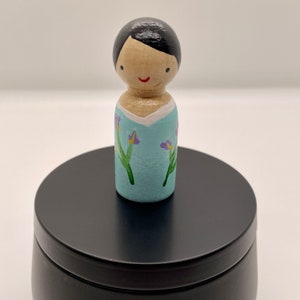Peg doll keepsake box